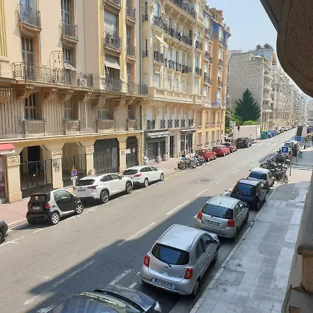 Le Verdi Apartment *